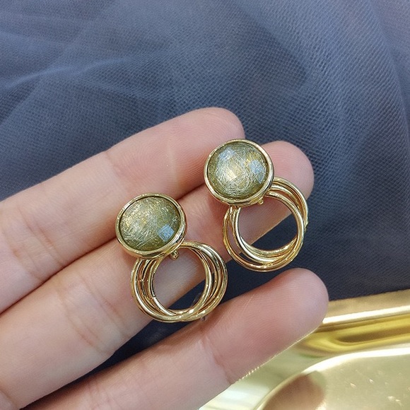 🔸2 for $15🔸 Earrings - Picture 3 of 3